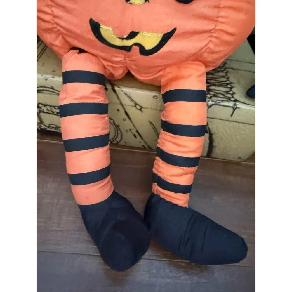 International Silver Co. - Pumpkin Jack-o-Lantern Stuffed Plush Toy Black Hat
